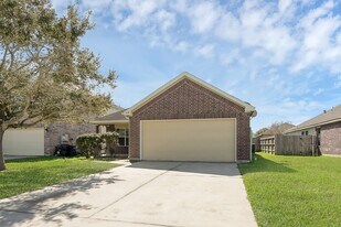 3139 Lodgemist Ln in Dickinson, TX - Building Photo