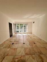 9350 E Bay Harbor Dr in Bay Harbor Islands, FL - Building Photo - Building Photo