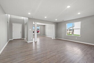 106 Tyler Way in Georgetown, KY - Building Photo - Building Photo