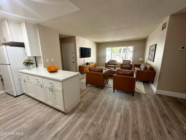 2410 Bolker Dr in Port Hueneme, CA - Building Photo - Building Photo