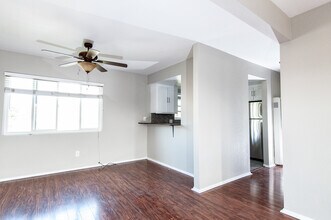 1835 Carmona Ave in Los Angeles, CA - Building Photo - Building Photo