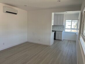 18139 Roscoe Blvd in Northridge, CA - Building Photo - Building Photo