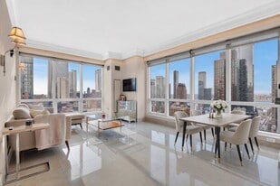 350 W 42nd St in New York, NY - Building Photo