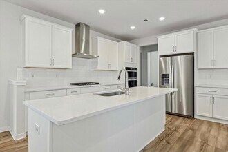 1137 Mariwill Dr in Quakertown, PA - Building Photo - Building Photo