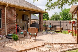 10913 Middleglen Rd in Haslet, TX - Building Photo - Building Photo