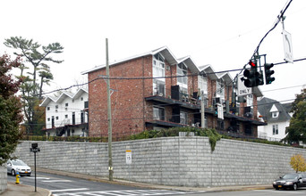 HudsonView Terrace in Ossining, NY - Foto de edificio - Building Photo