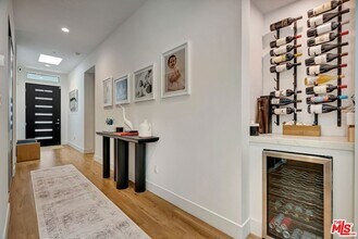 4203 Saugus Ave in Los Angeles, CA - Building Photo - Building Photo