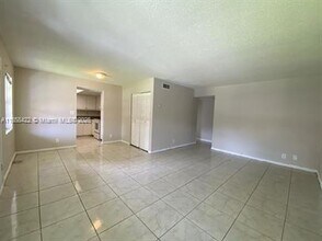 1200 SW 50th Ave in North Lauderdale, FL - Building Photo - Building Photo