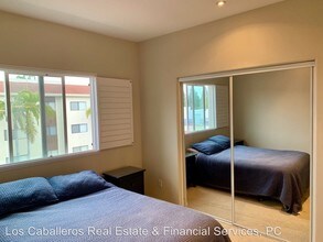 17168 Newhope St in Fountain Valley, CA - Building Photo - Building Photo