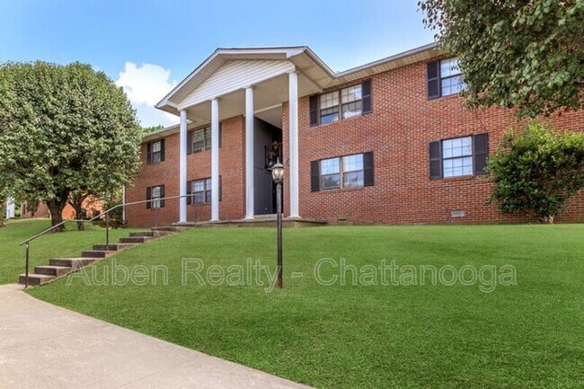 108 S Ridge Dr in Woodbury, TN - Building Photo - Building Photo