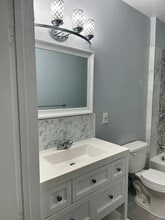 16 Sabra St, Unit Raisa in Cranston, RI - Building Photo - Building Photo