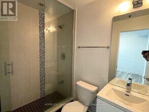 195 Bonis Ave in Toronto, ON - Building Photo - Building Photo