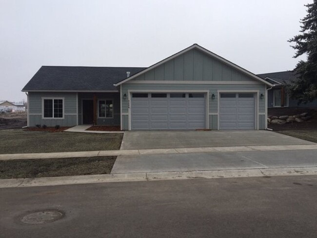 property at 3400 N Guy Rd