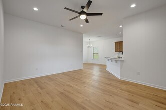 209 Tatum Ln in Youngsville, LA - Building Photo - Building Photo