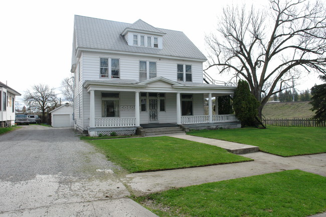 421 S Chestnut St in Spokane, WA - Building Photo - Building Photo