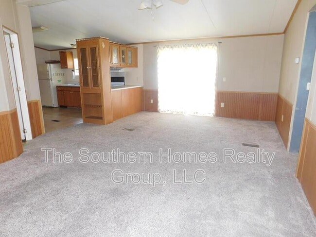 180 Texas Ave in Etowah, TN - Building Photo - Building Photo