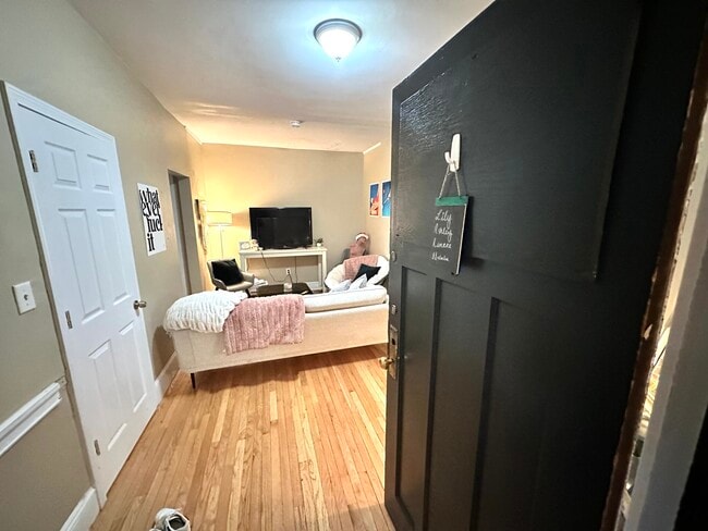 property at 68 Egmont St