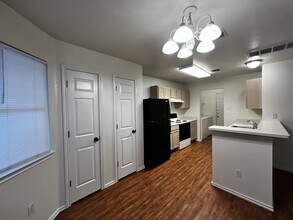 125-127 Cedargrove in San Marcos, TX - Building Photo - Building Photo