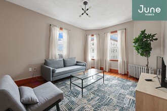 11 Baird St-Unit -B in Boston, MA - Building Photo - Building Photo
