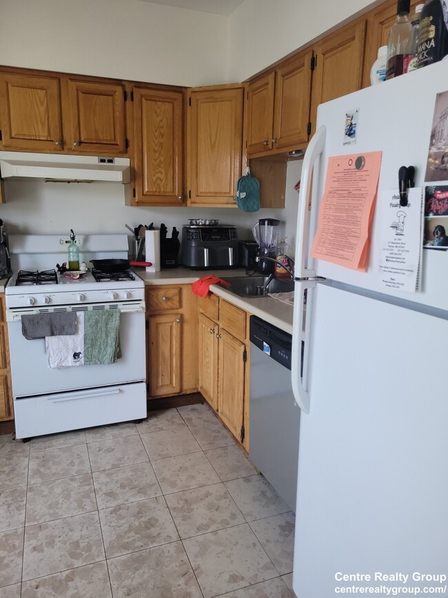 property at 10 Morgan Pl