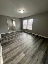 3549 N Linwood Ave in Indianapolis, IN - Building Photo - Building Photo