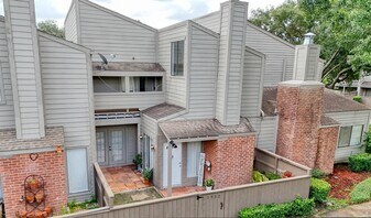 1532 Prairie Grove Dr in Houston, TX - Building Photo