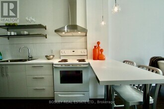 866 Broadview Ave in Toronto, ON - Building Photo - Building Photo