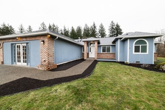 30019 36th Ave NW in Stanwood, WA - Building Photo - Building Photo