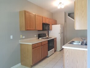 742 County Line Rd in Aurora, IL - Building Photo - Building Photo