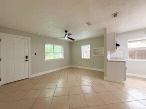 6708 S Faul St in Tampa, FL - Building Photo - Building Photo