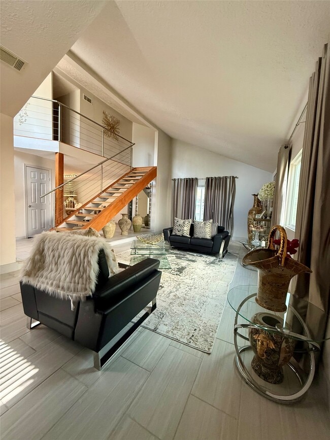 3222 Freshmeadows Dr