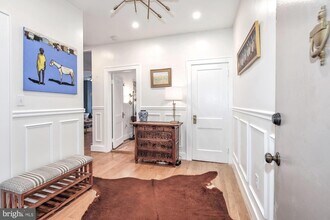 1820 Clydesdale Pl NW, Unit 103 in Washington, DC - Foto de edificio - Building Photo