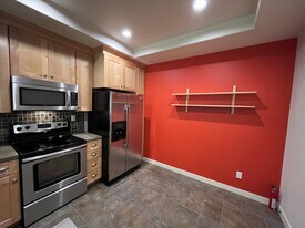 7907 NE Rockne Way in Hillsboro, OR - Building Photo
