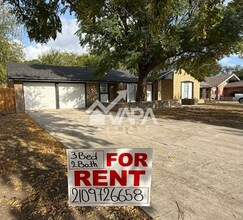 5614 E Rolling Ridge Dr in San Antonio, TX - Building Photo - Building Photo