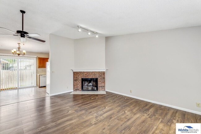 8717 W 15th St N in Wichita, KS - Building Photo - Building Photo