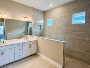 28164 Captiva Shell Lp in Bonita Springs, FL - Building Photo - Building Photo