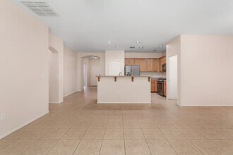 7084 S Camino Derecho in Tucson, AZ - Building Photo - Building Photo