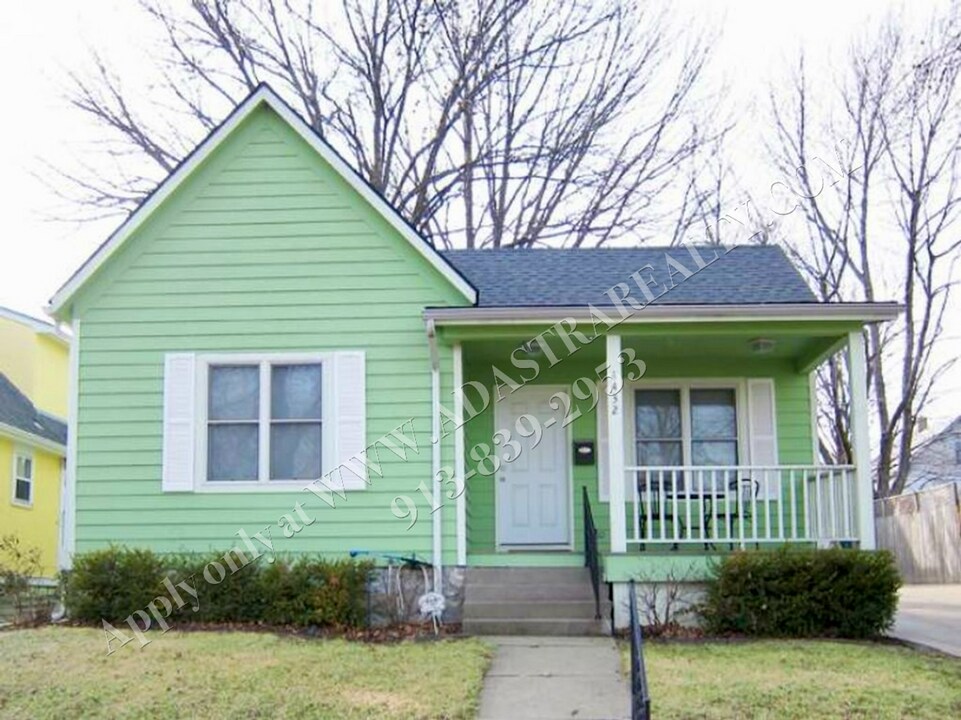 4432 Wyoming St in Kansas City, MO - Building Photo