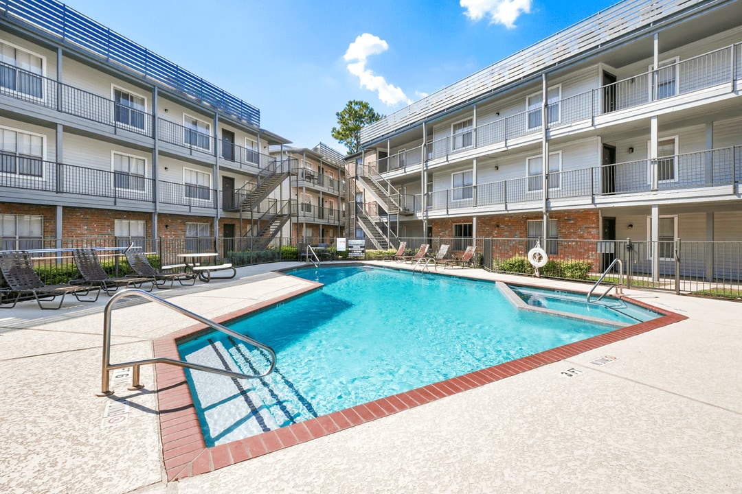 The Gardens Apartments in Houston, TX - Foto de edificio