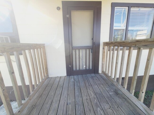 1307 Elberta Dr in Tallahassee, FL - Building Photo - Building Photo