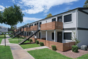 Collins off Colter* in Phoenix, AZ - Building Photo - Building Photo