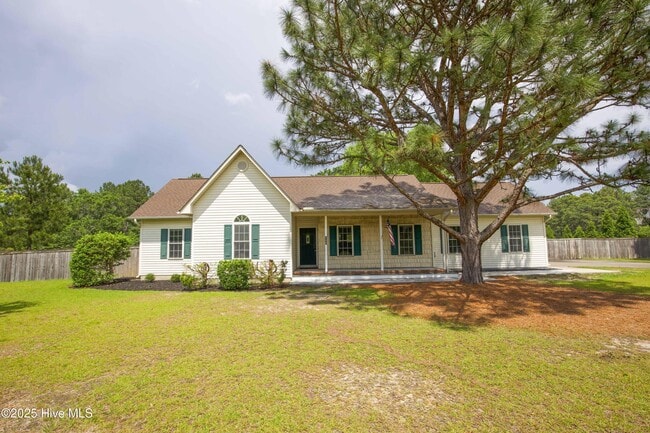 property at 102 Willow Creek Ln