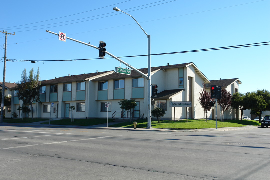 Las Casas de Madera in Salinas, CA - Foto de edificio