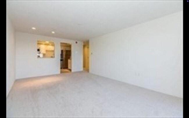 22 Ocean Ave, Unit #409