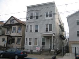 310-312 Hamilton Ave in Paterson, NJ - Building Photo