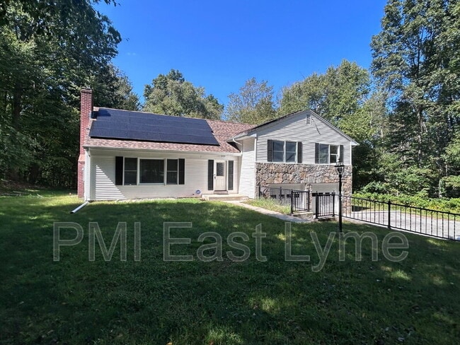 57 Hill Top Trail in Salem, CT - Building Photo - Building Photo