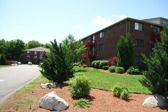 29 Capron Rd in Milford, NH - Building Photo - Building Photo