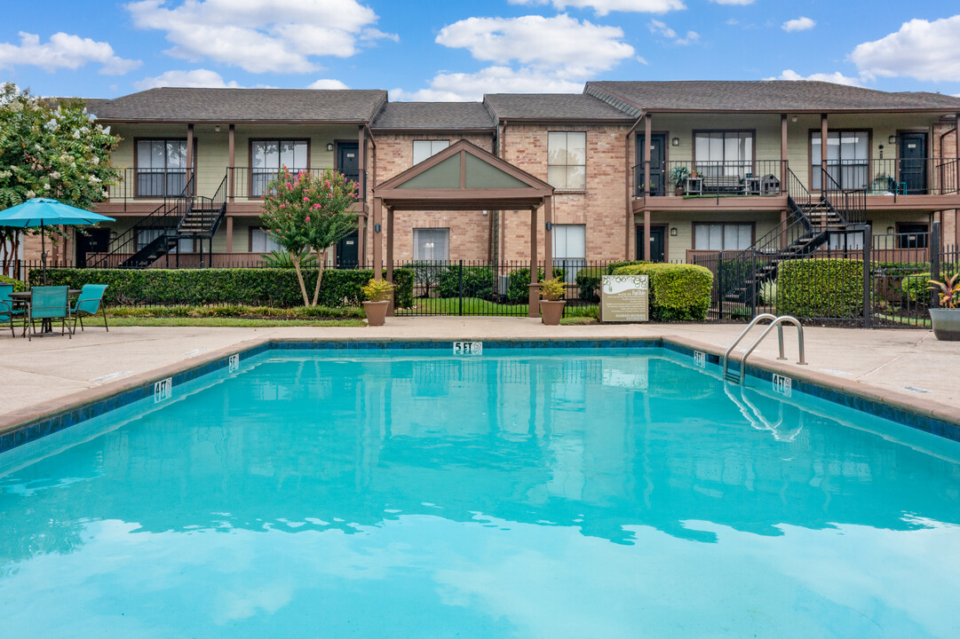 Bear Creek Crossing in Houston, TX - Foto de edificio