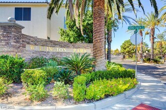 1804 Warrenville St in Las Vegas, NV - Building Photo - Building Photo