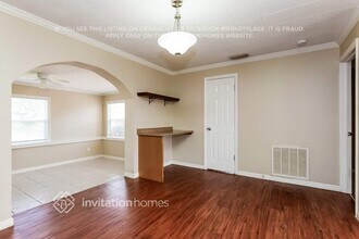 3207 49th Ave Dr W in Bradenton, FL - Building Photo - Building Photo